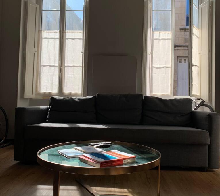 Charming Apartment In The Chartrons District Bordeaux Bagian luar foto